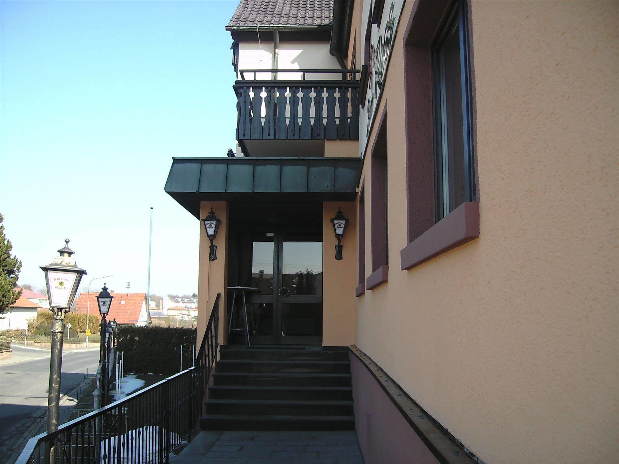 Gasthof Hotel Zum Ross Wertheim Exteriér fotografie