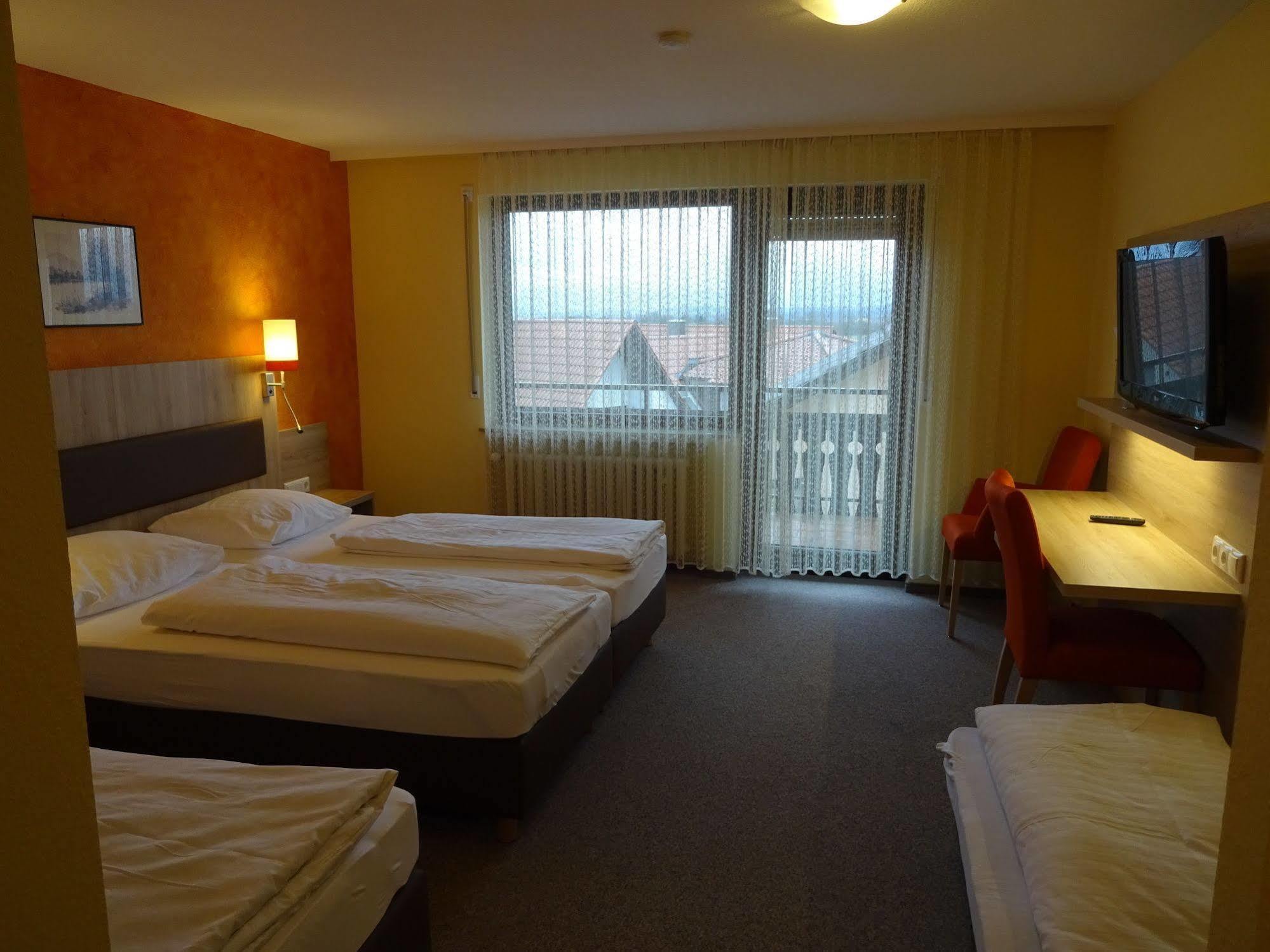 Gasthof Hotel Zum Ross Wertheim Exteriér fotografie